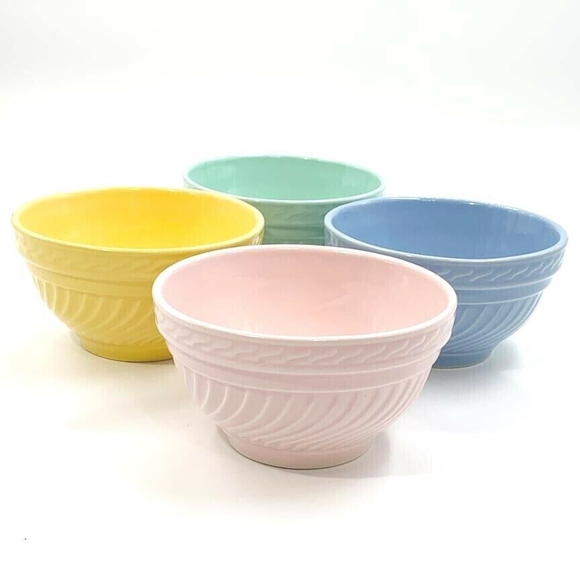 Over and Back Other - ⬇️ Over Back Ice Cream Bowls Snack Dip Set Pastel